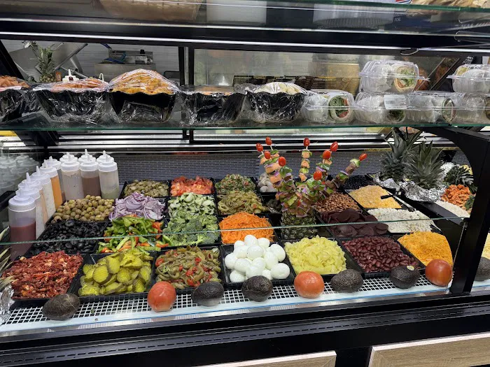 John's Nourish & Nosh Deli Picture 3
