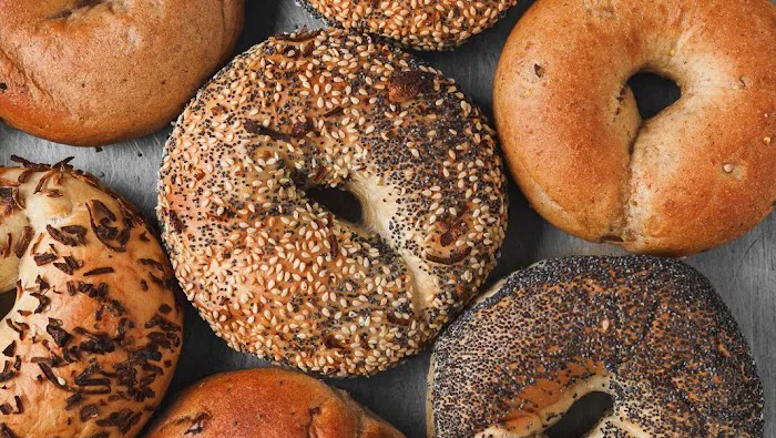 LAZZARO BAGELS Picture 3