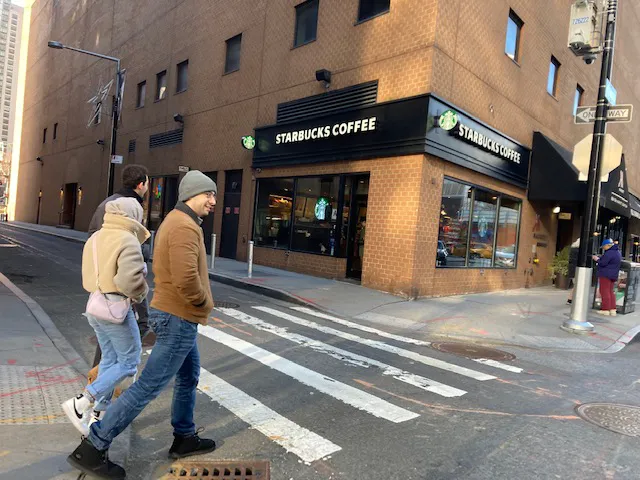 Starbucks Picture 6
