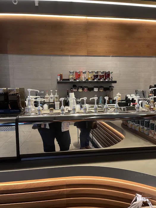 Starbucks Picture 7