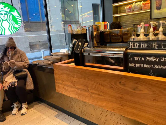 Starbucks Picture 2