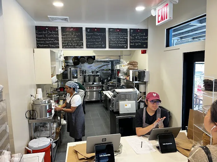 Cafe Clementine Picture 2