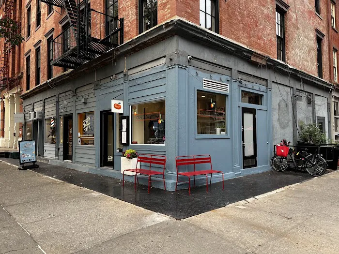 Cafe Clementine Picture 8