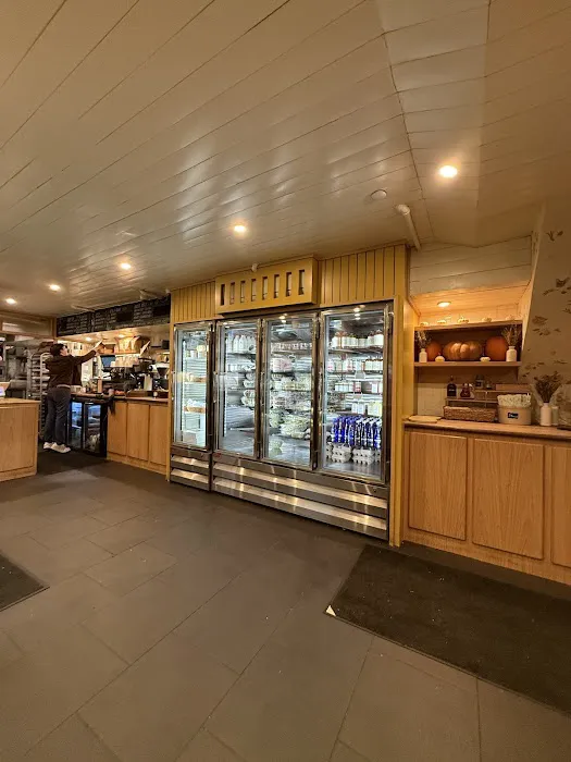 Rigor Hill Market Picture 5