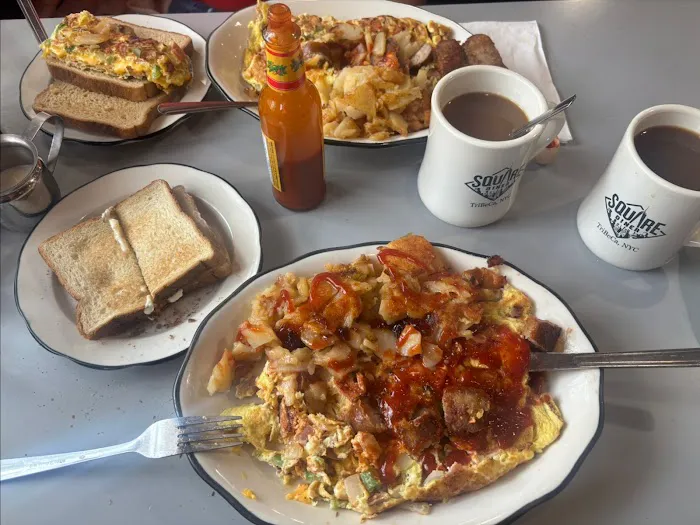 Square Diner Picture 2