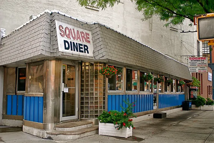 Square Diner Picture 5