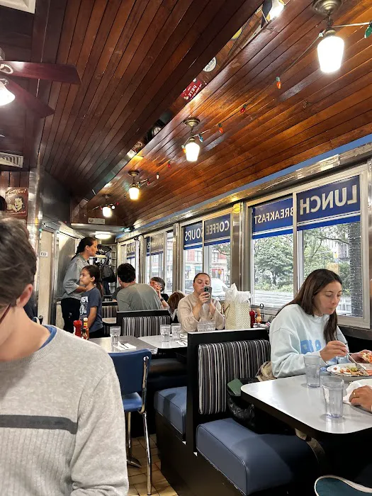 Square Diner Picture 9