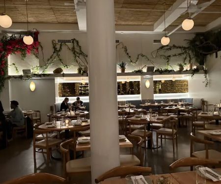 Paros Tribeca