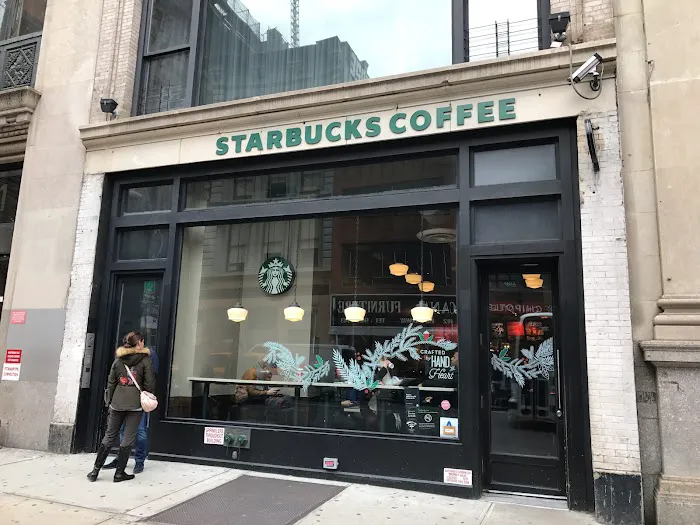 Starbucks Picture 9