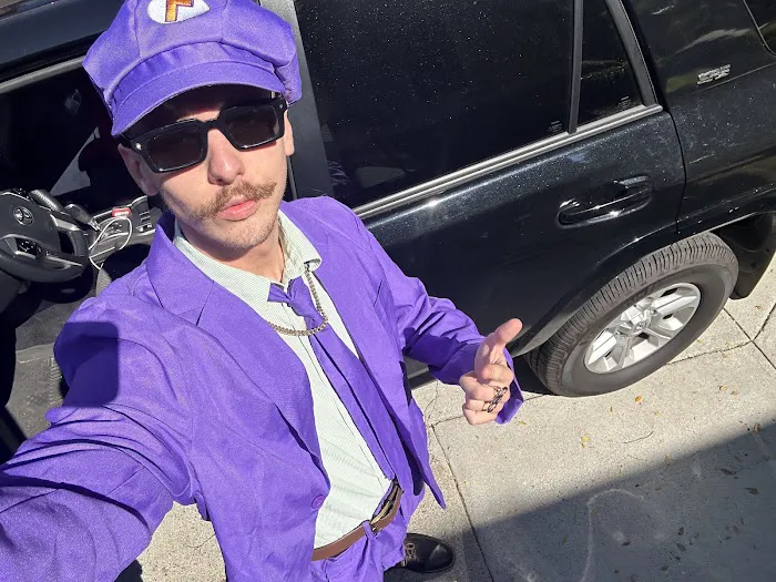 Waluigi house Picture 2