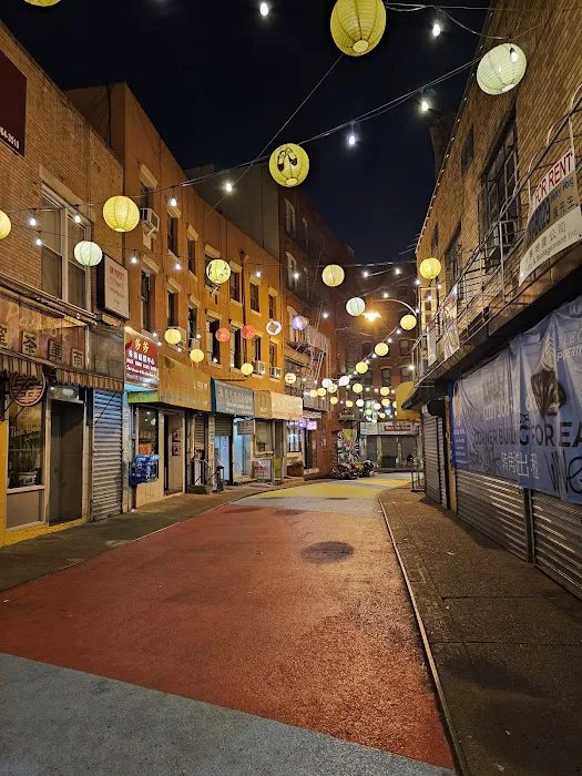 Apotheke Chinatown Picture 7