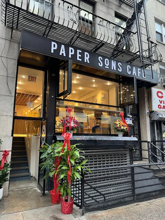 Paper Sons Cafe Picture 3