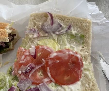 Deli & Salad Bar