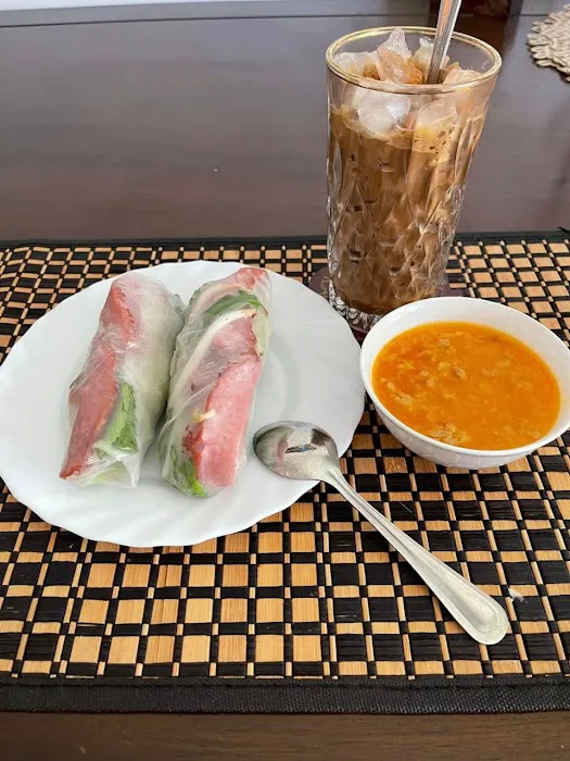 Vietnam Restaurant Picture 9