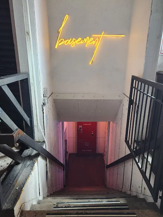 Basement Picture 7