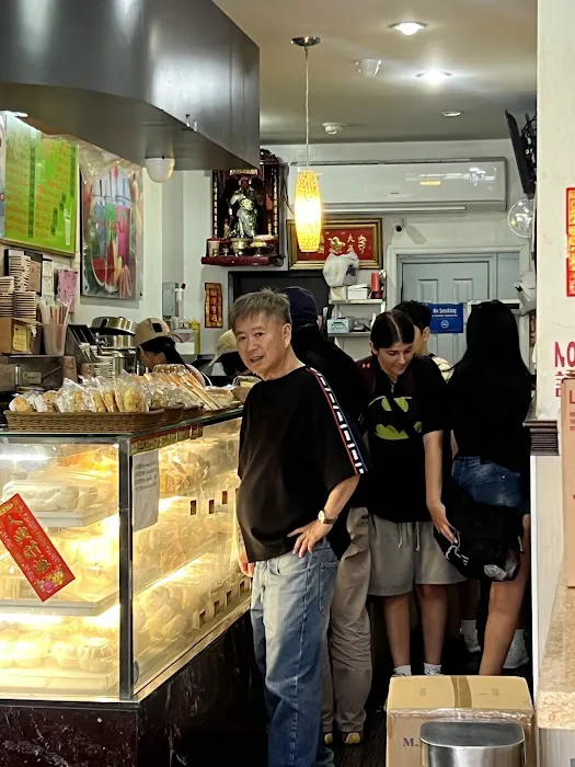 M&W Bakery Picture 3