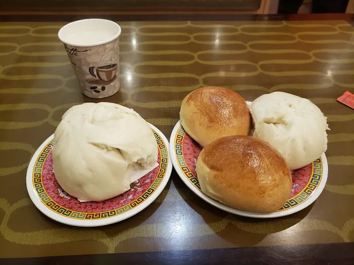 Mei Lai Wah Picture 1
