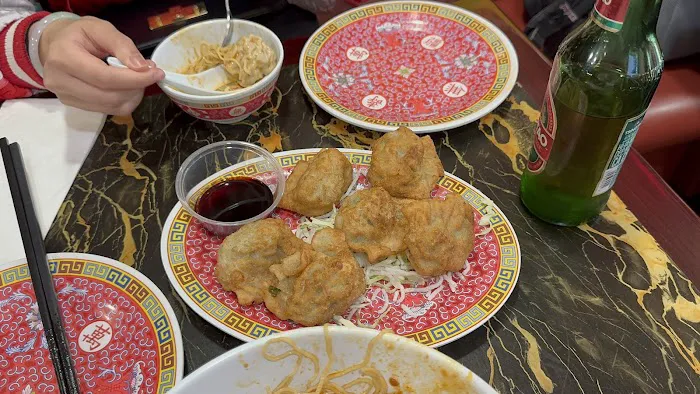 Mei Lai Wah | Wonton Noodle Garden Picture 7