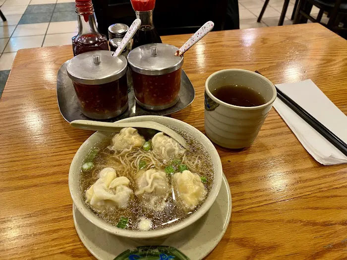 H K Wonton Garden Picture 8