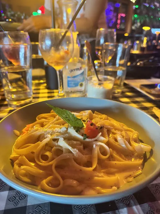 Jose Luis Little Italy Picture 4