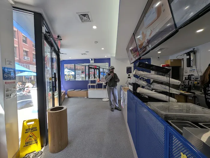 Teazzi Tea Shop Picture 3