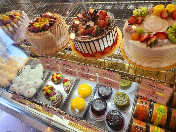 Tai Pan Bakery Picture 7