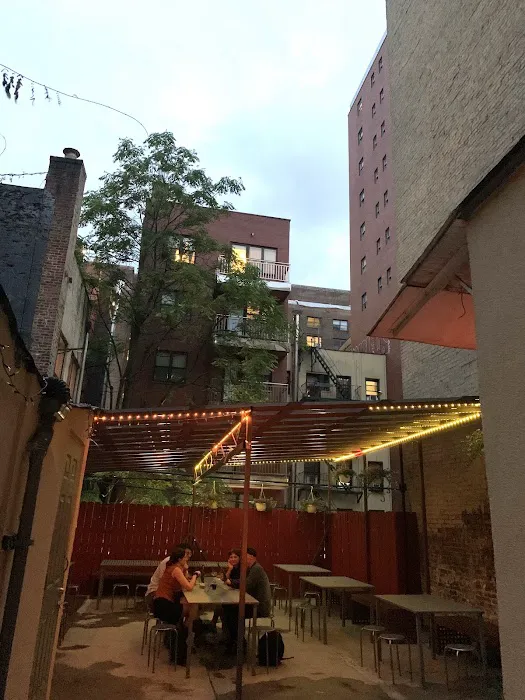 Spring Bar Picture 2
