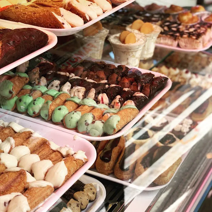 Napoli Pastry Co. Picture 10