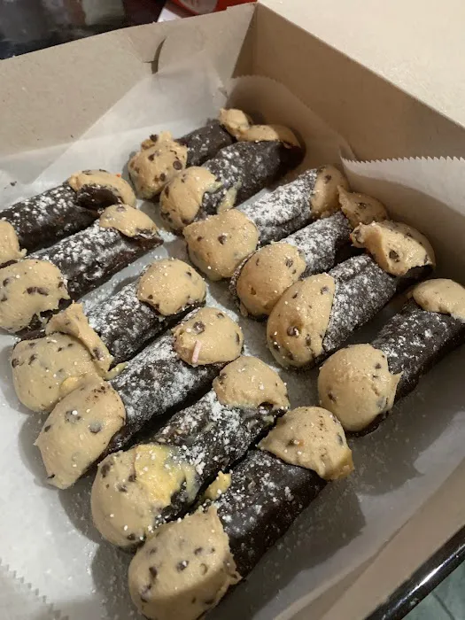 Napoli Pastry Co. Picture 3