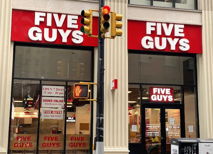 Five Guys Picture 9