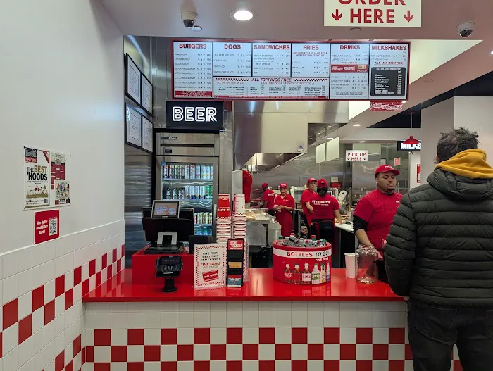 Five Guys Picture 7