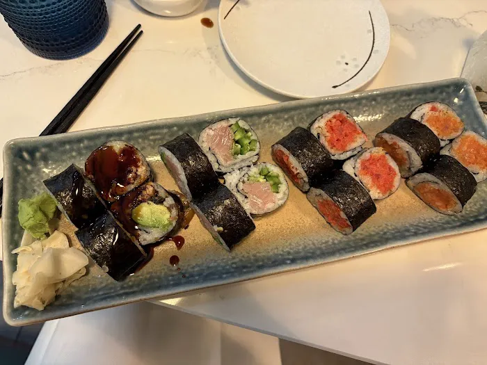 Mikado Sushi Picture 7