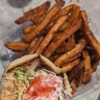 Chicken N Gyro ico