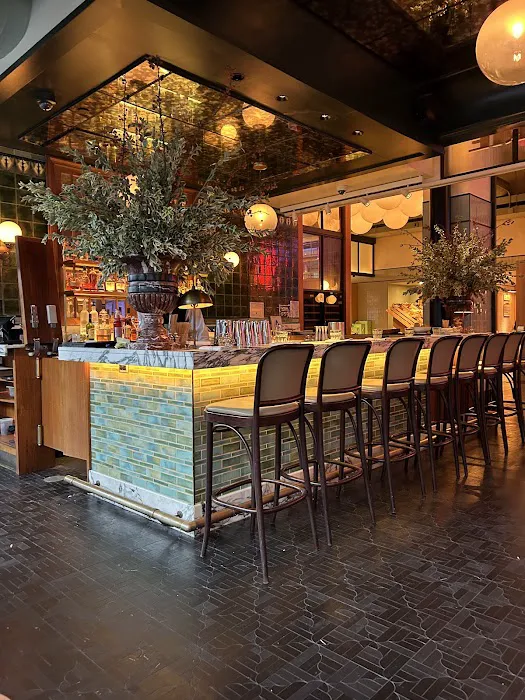 T. Brasserie Picture 8