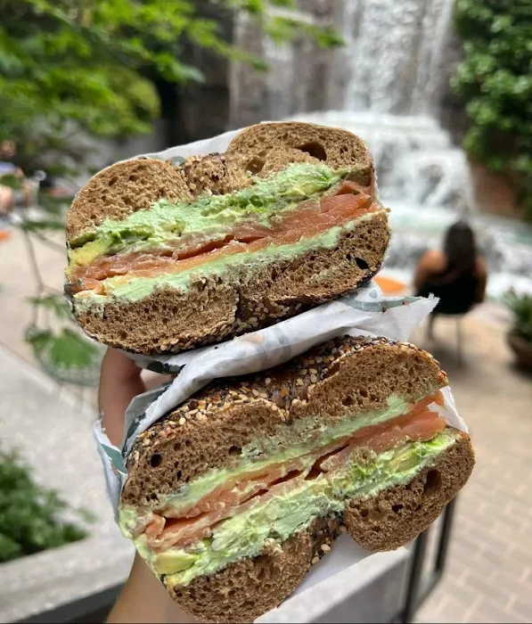 Ess-a-Bagel Picture 2