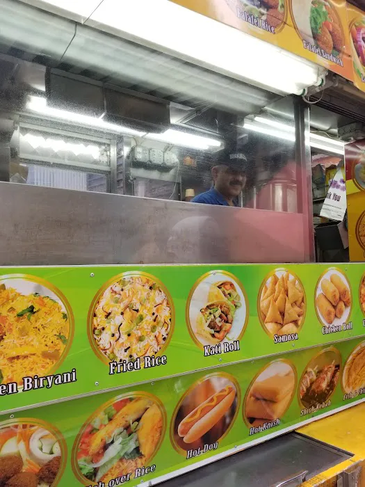Khana Khazana Food Cart Picture 3