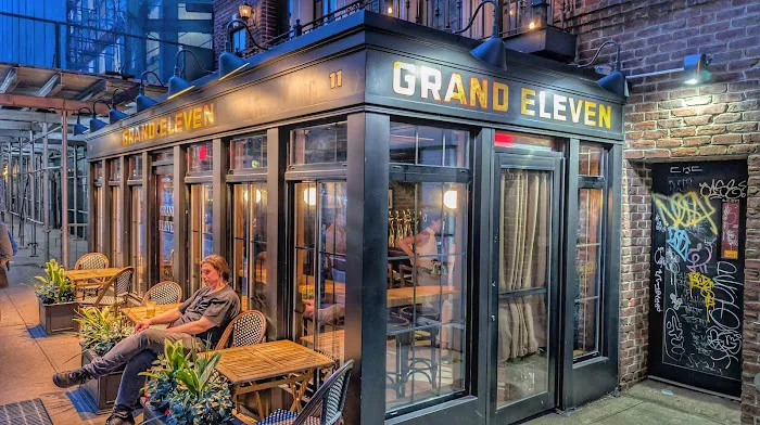 Grand Eleven Picture 6