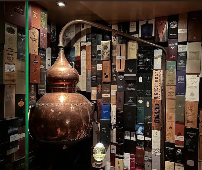 Brandy Library Picture 10