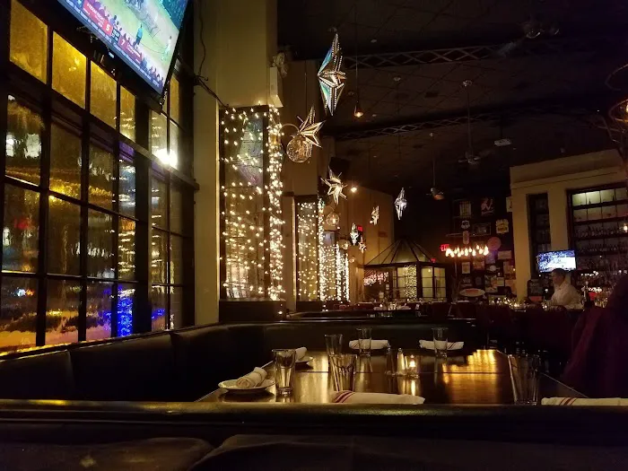 AOA Bar & Grill, 35 Avenue of the Americas Picture 4