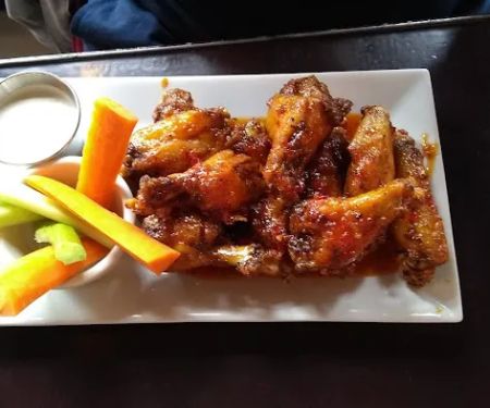 AOA Bar & Grill, 35 Avenue of the Americas