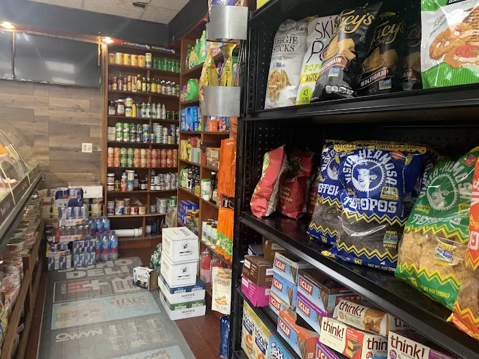 Fresh Food Super Deli Picture 3