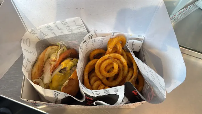 Black Burger Picture 5
