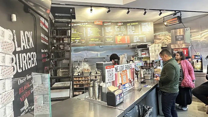 Black Burger Picture 3
