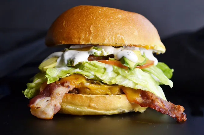 Black Burger Picture 9