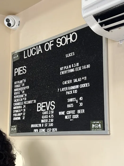 Lucia Pizza Of SoHo Picture 8