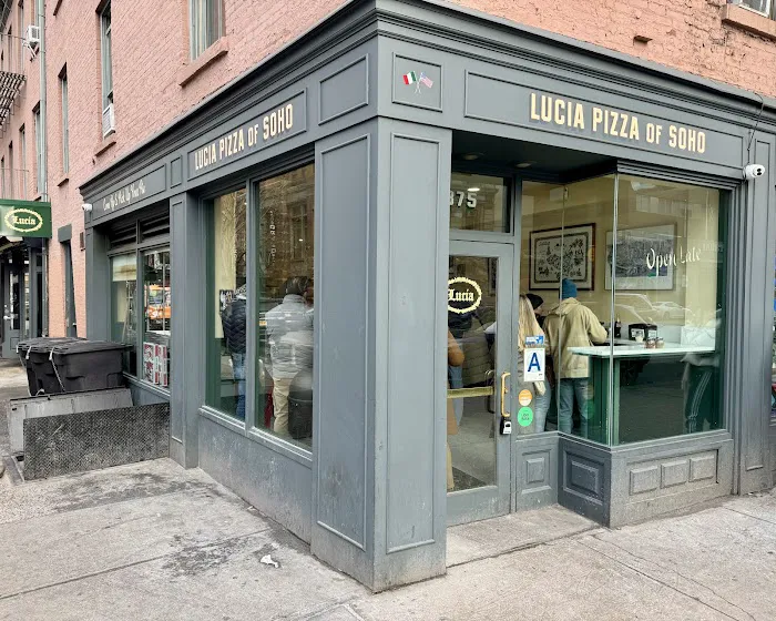 Lucia Pizza Of SoHo Picture 7