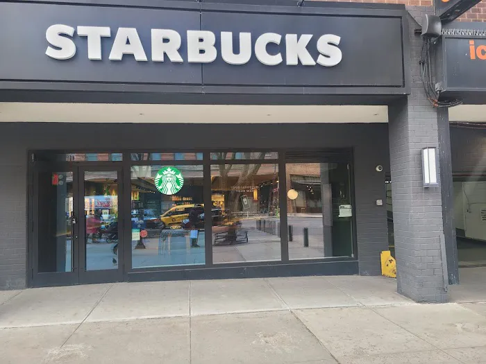 Starbucks Picture 2