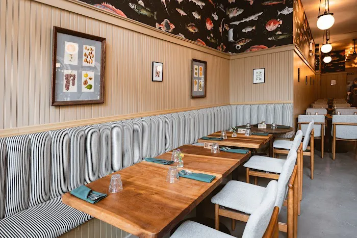 Teakwood Thai Chophouse Picture 2