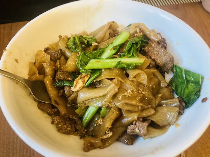 Teakwood Thai Chophouse Picture 5