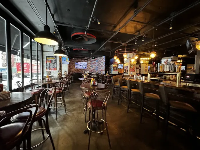 Bill's Bar & Burger Picture 9